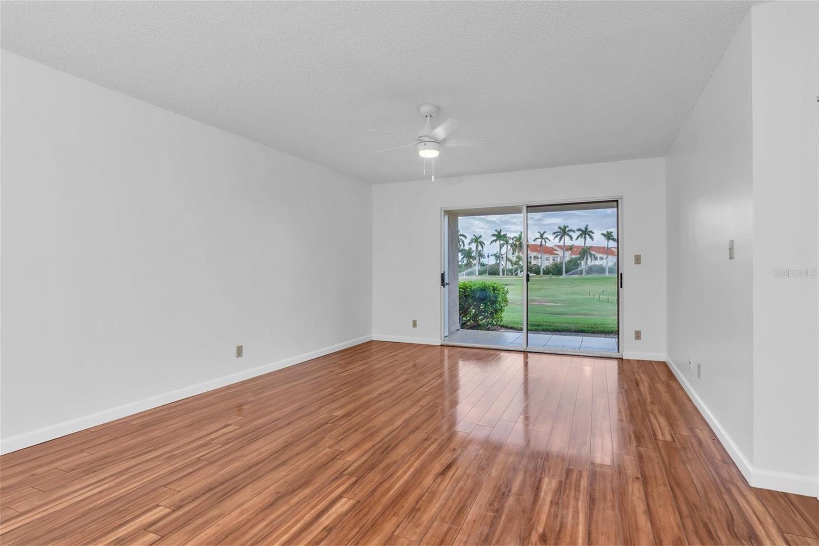 Image 6 of 38 For 6000 Bahia Del Mar Circle 132