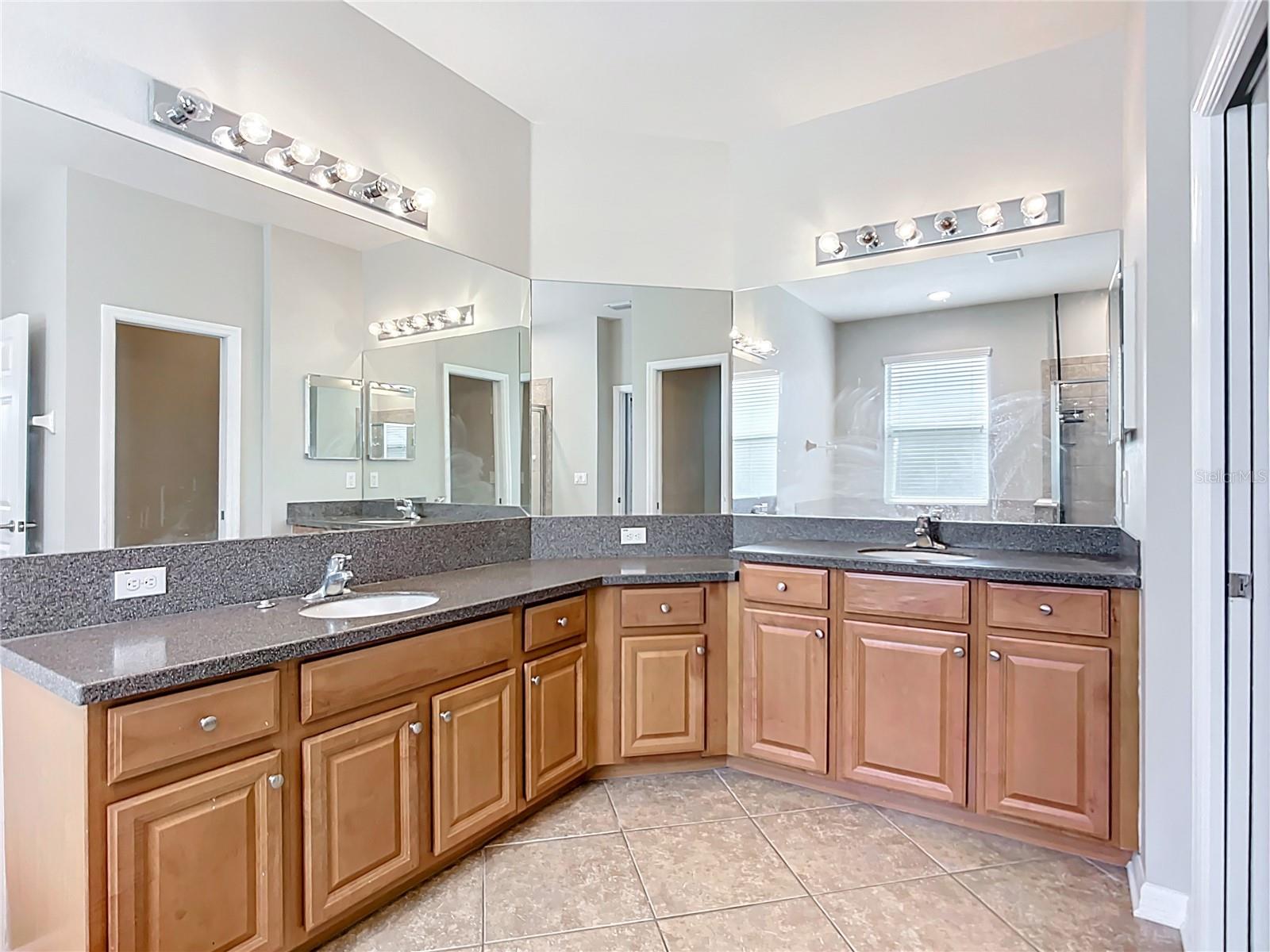 Image 32 of 77 For 11412 78th Street E