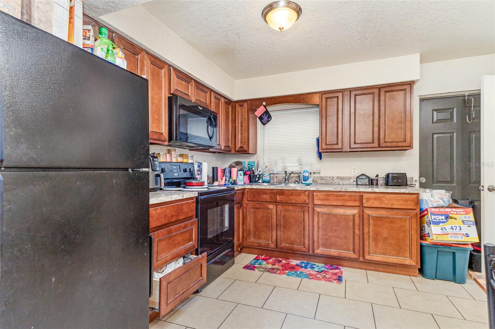 Image 22 of 46 For 349 Quentin Avenue Nw