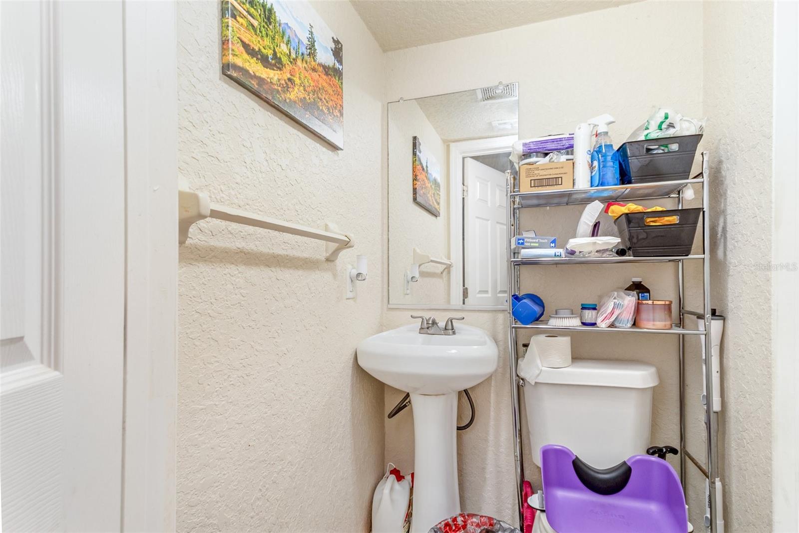 Image 24 of 46 For 349 Quentin Avenue Nw