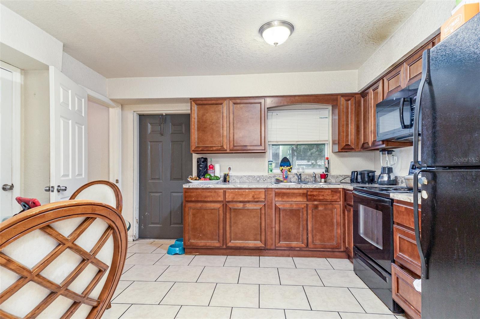 Image 32 of 46 For 349 Quentin Avenue Nw