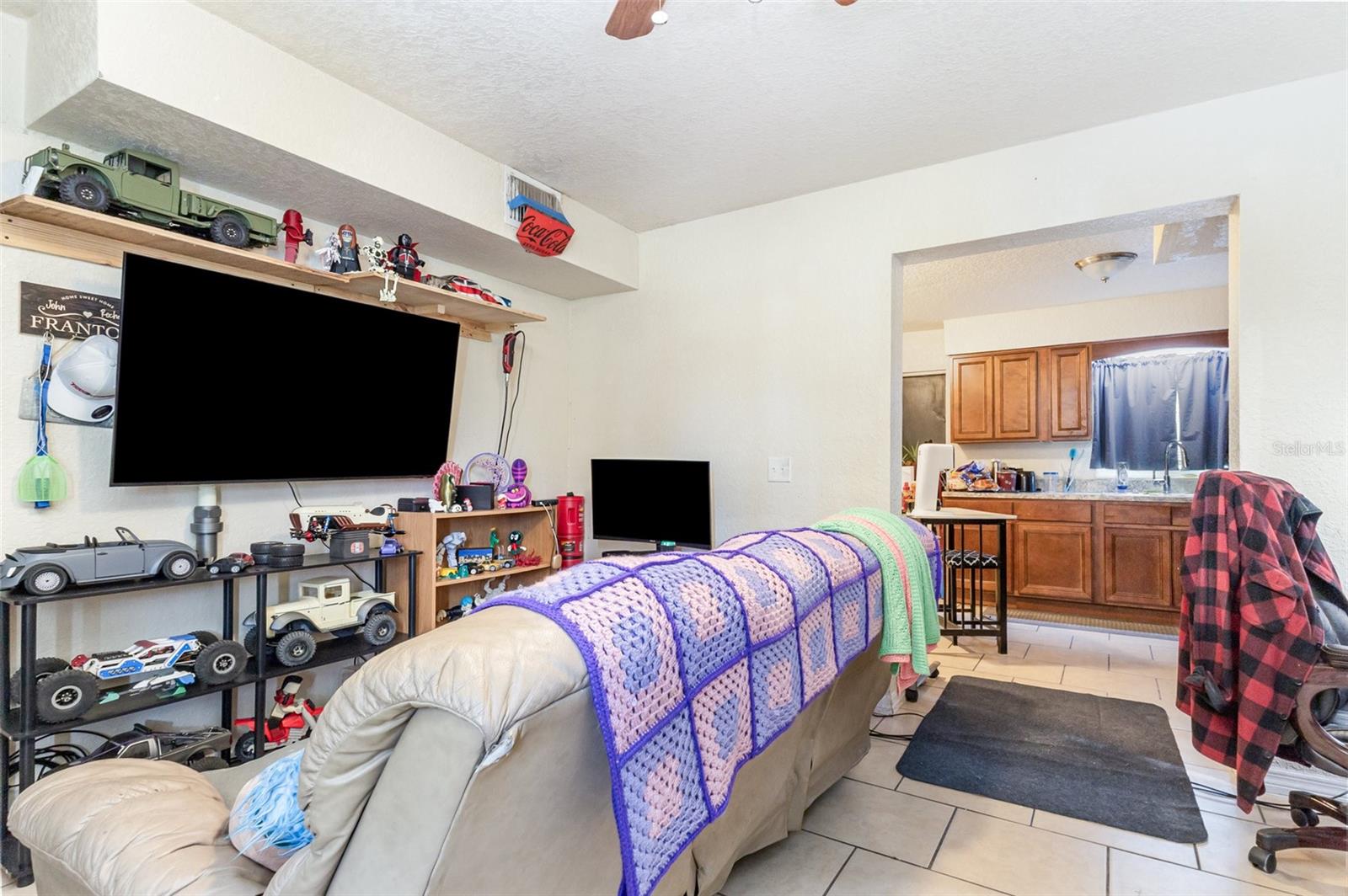 Image 6 of 46 For 349 Quentin Avenue Nw