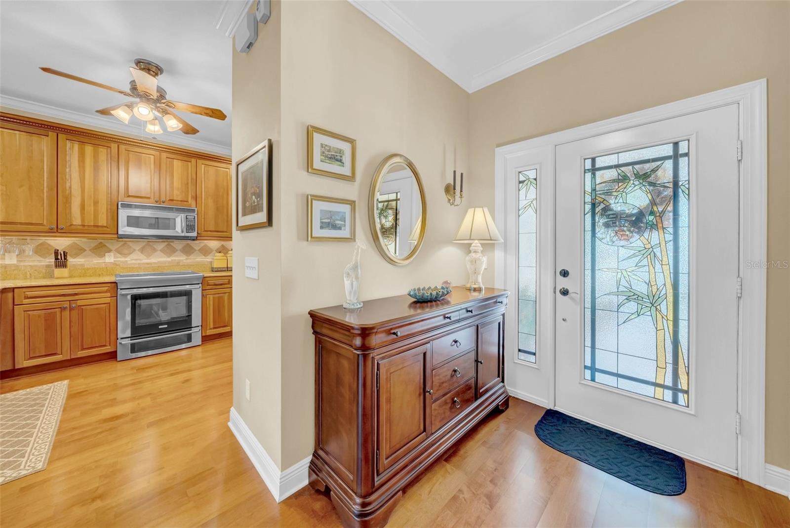 Image 14 of 75 For 244 Valencia Circle