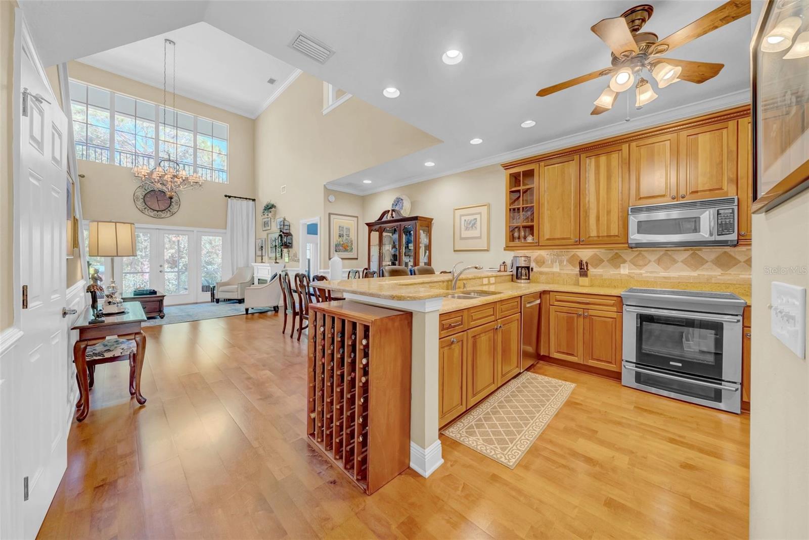 Image 19 of 75 For 244 Valencia Circle