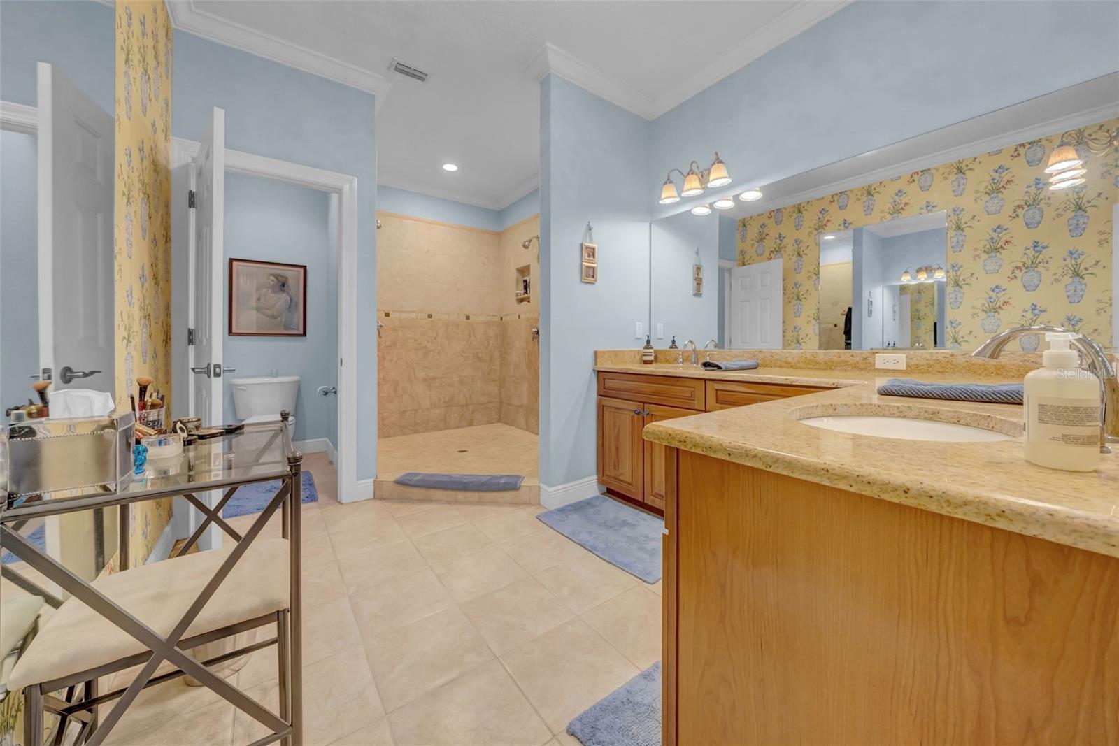 Image 35 of 75 For 244 Valencia Circle