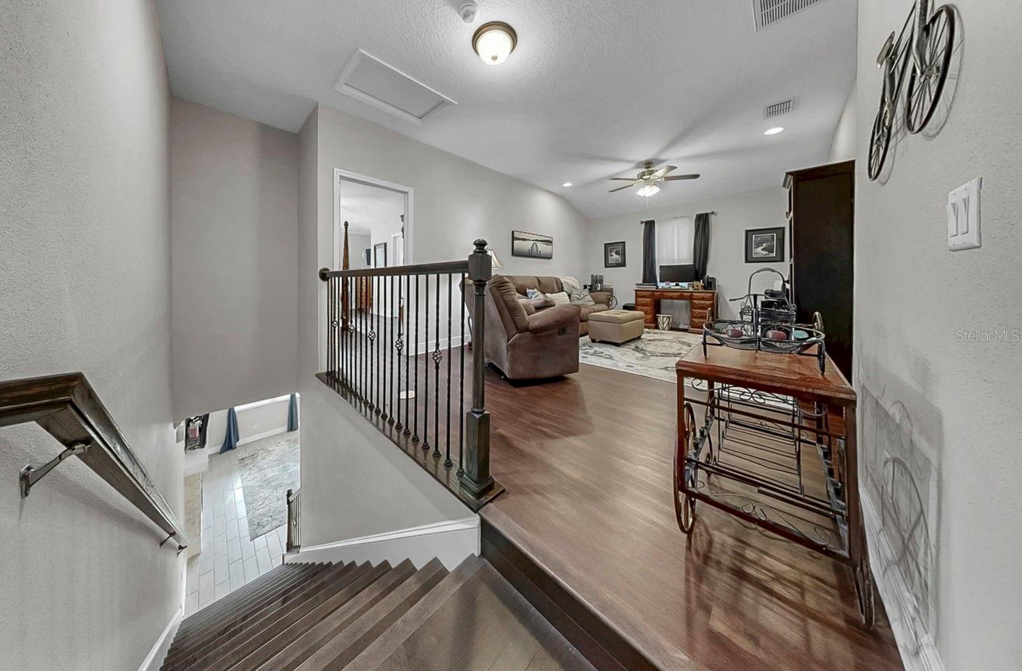 Image 32 of 58 For 1950 Milkweed Trace