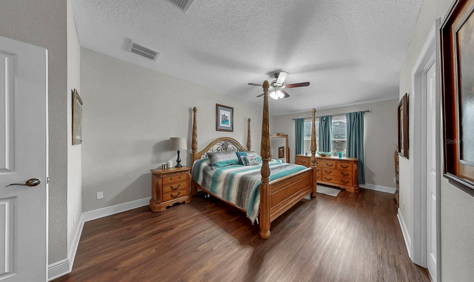 Image 34 of 58 For 1950 Milkweed Trace