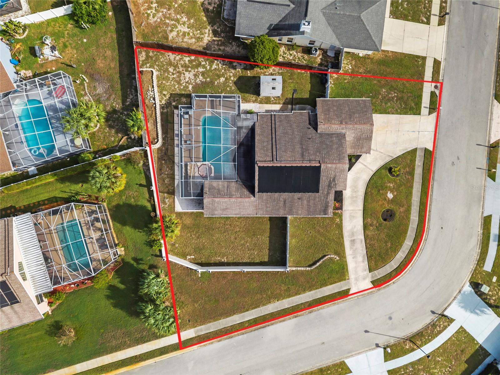 Image 5 of 41 For 18639 White Pine Circle