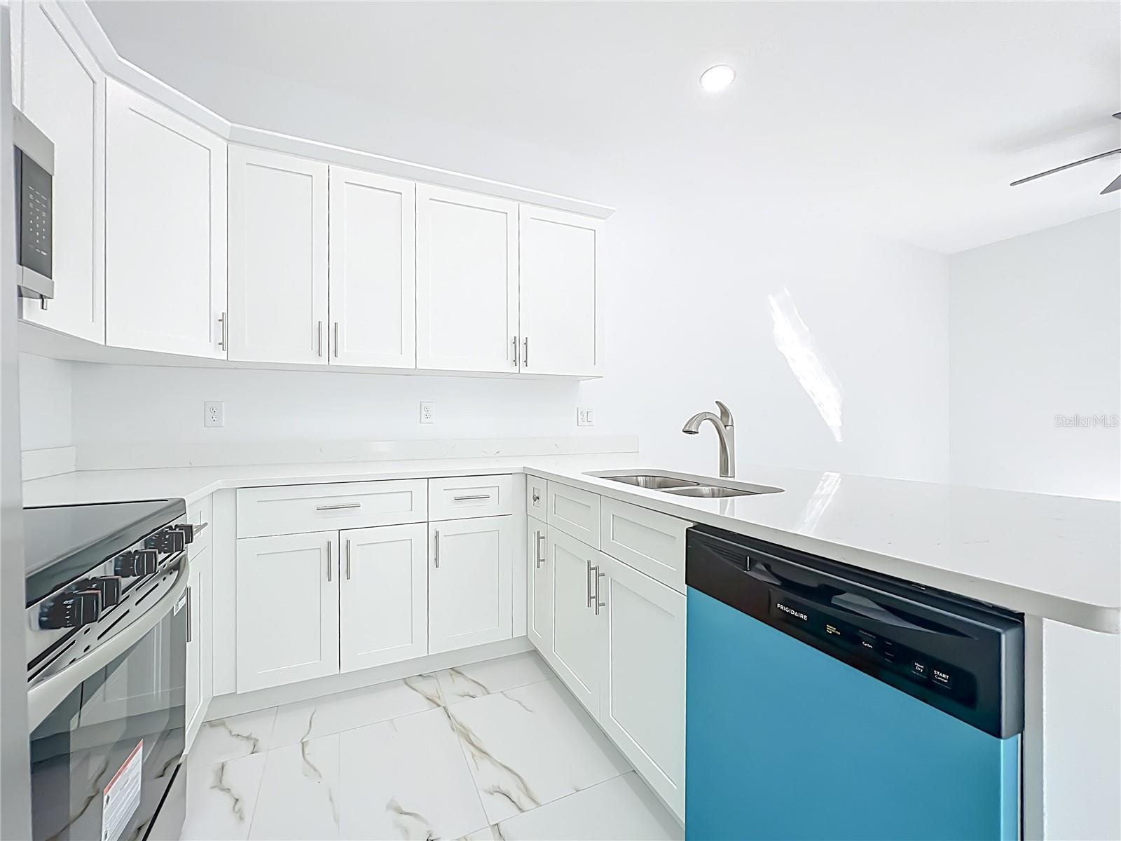 Image 15 of 53 For 8716 Lynn Avenue