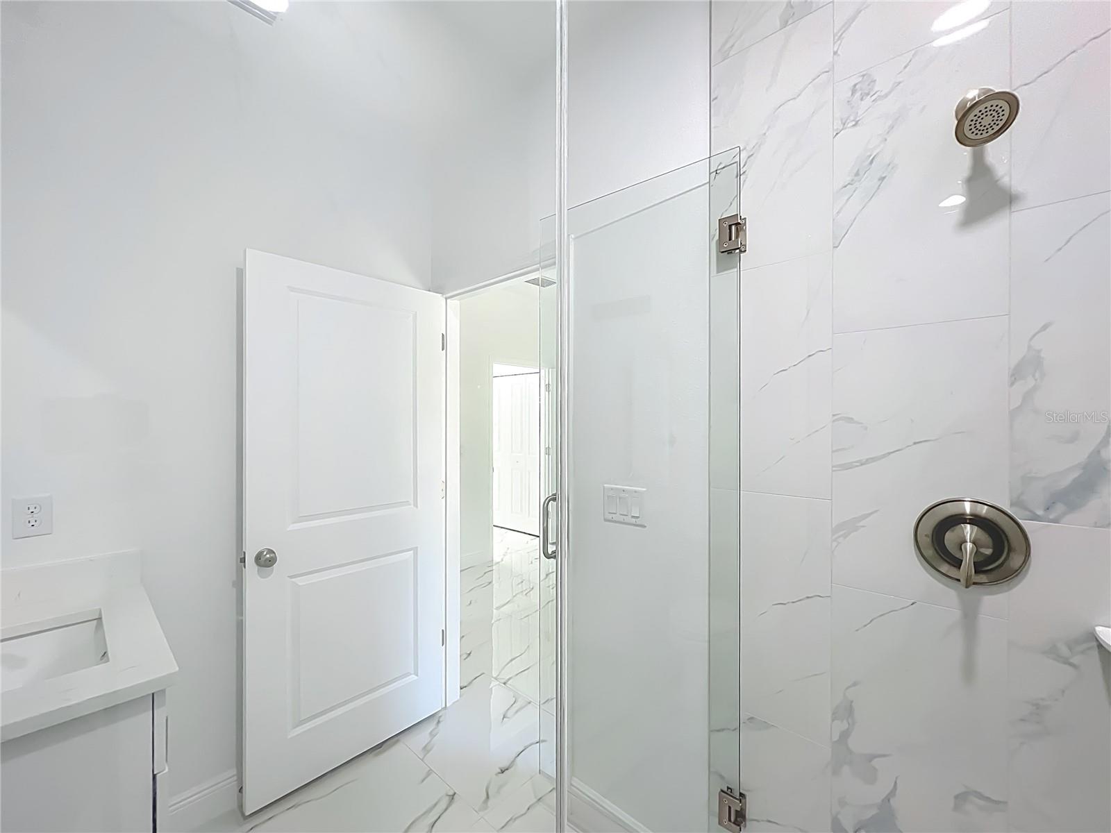 Image 23 of 53 For 8716 Lynn Avenue