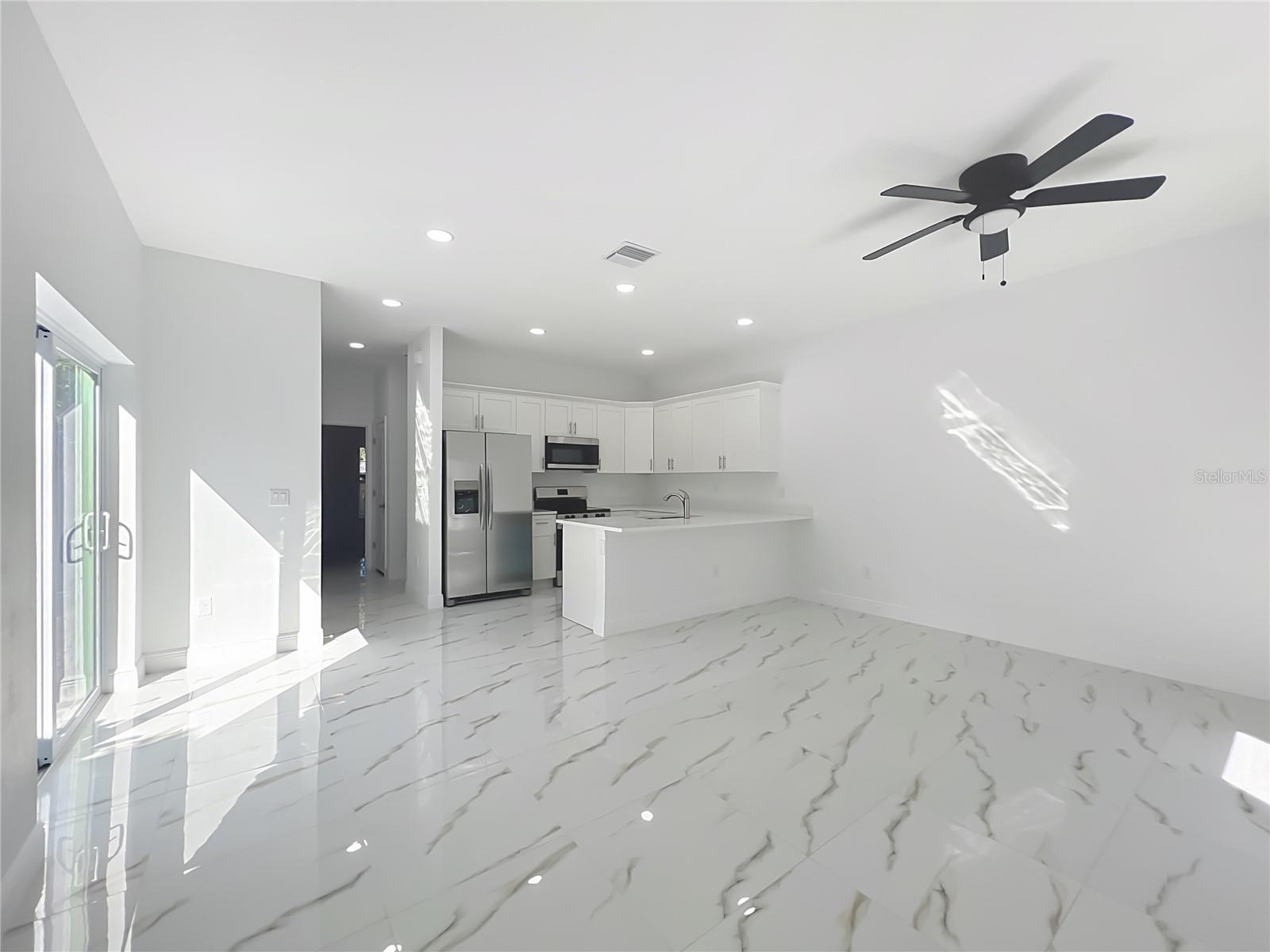 Image 9 of 53 For 8716 Lynn Avenue