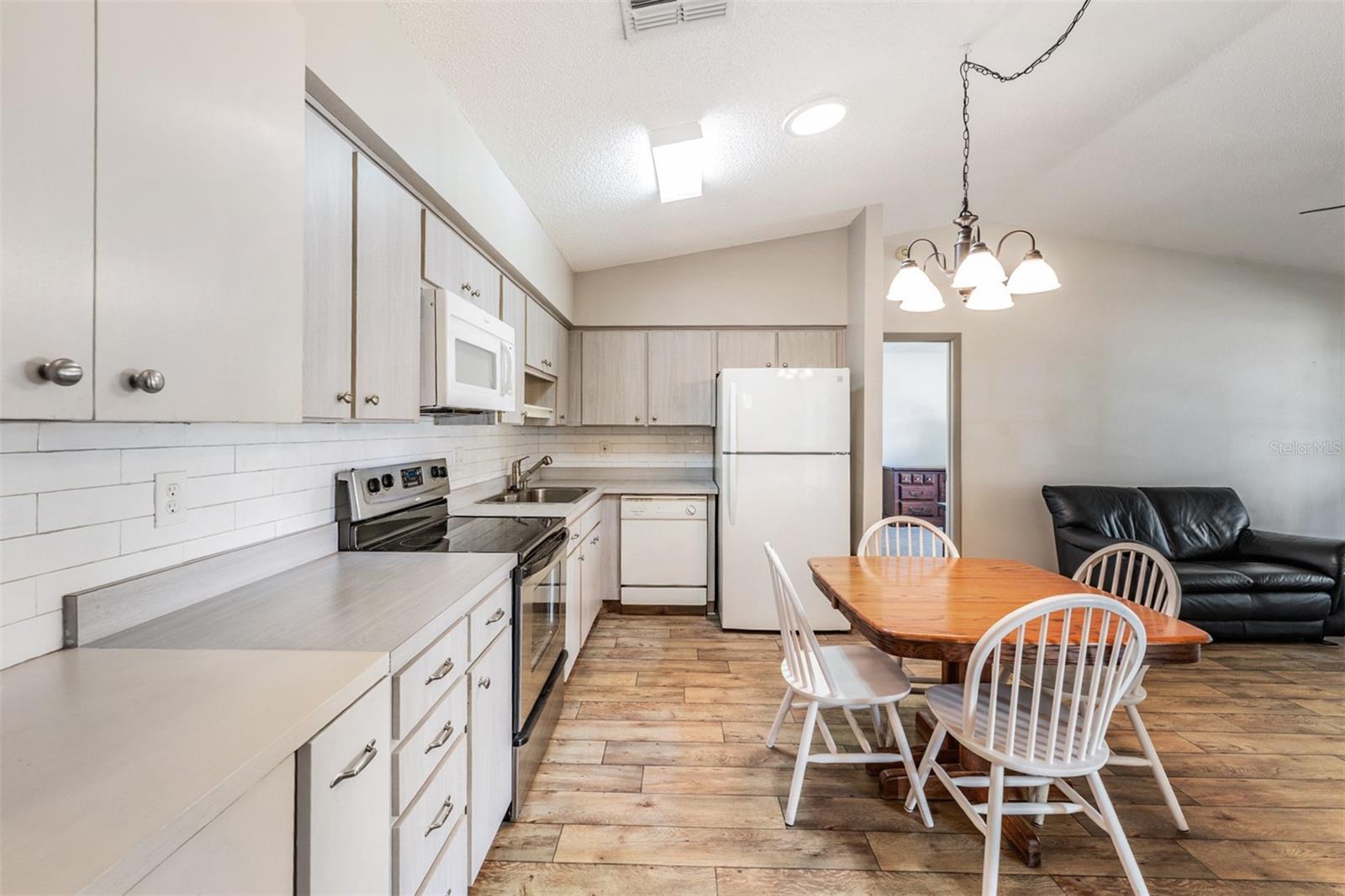 Image 12 of 37 For 37730 Alissa Drive 37730