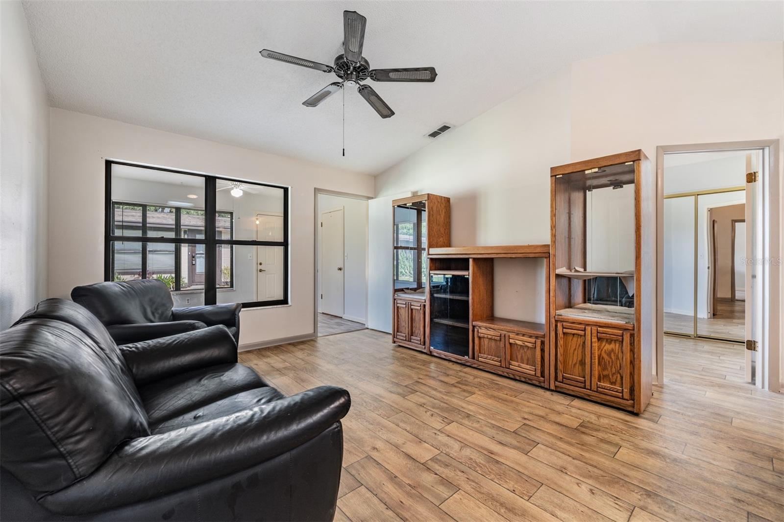 Image 15 of 37 For 37730 Alissa Drive 37730