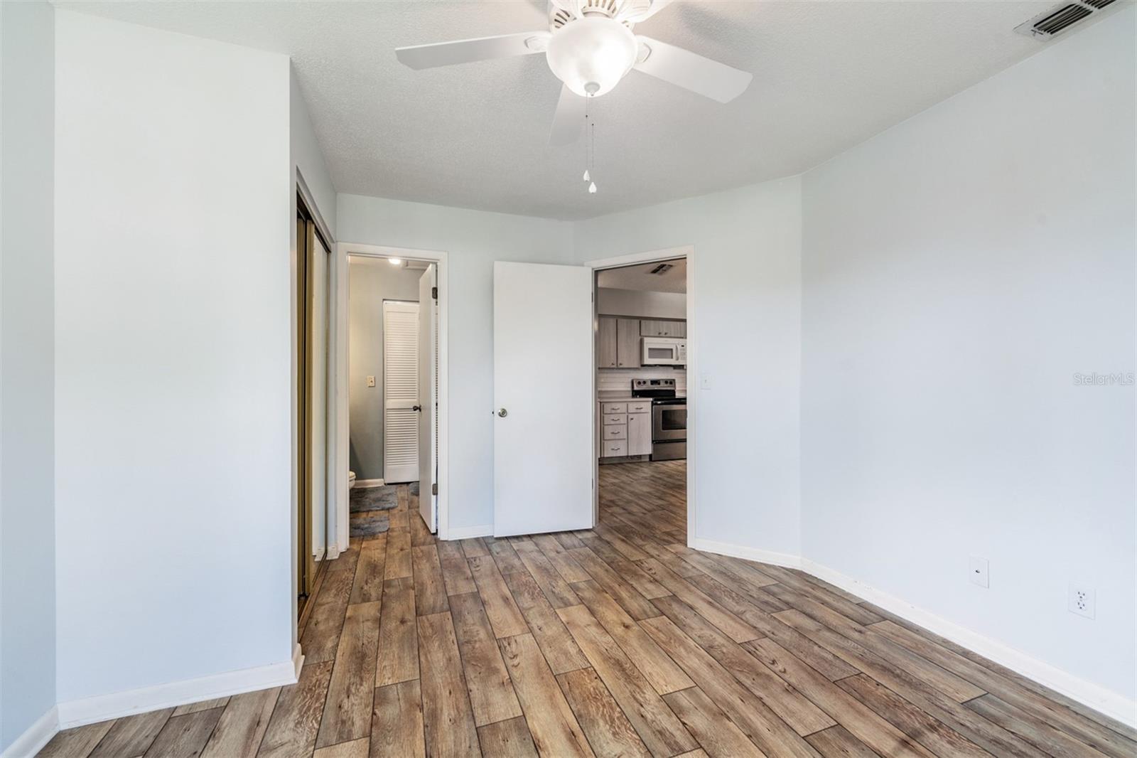 Image 19 of 37 For 37730 Alissa Drive 37730