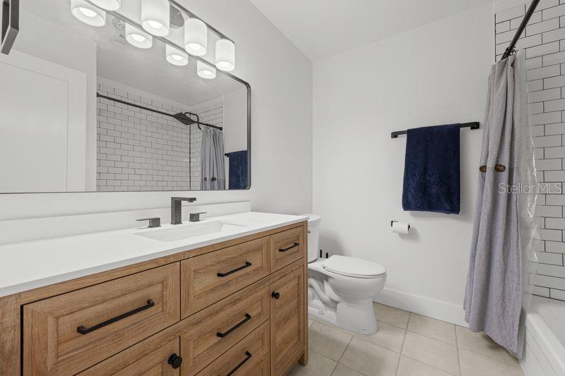 Image 22 of 35 For 8405 Stillbrook Avenue
