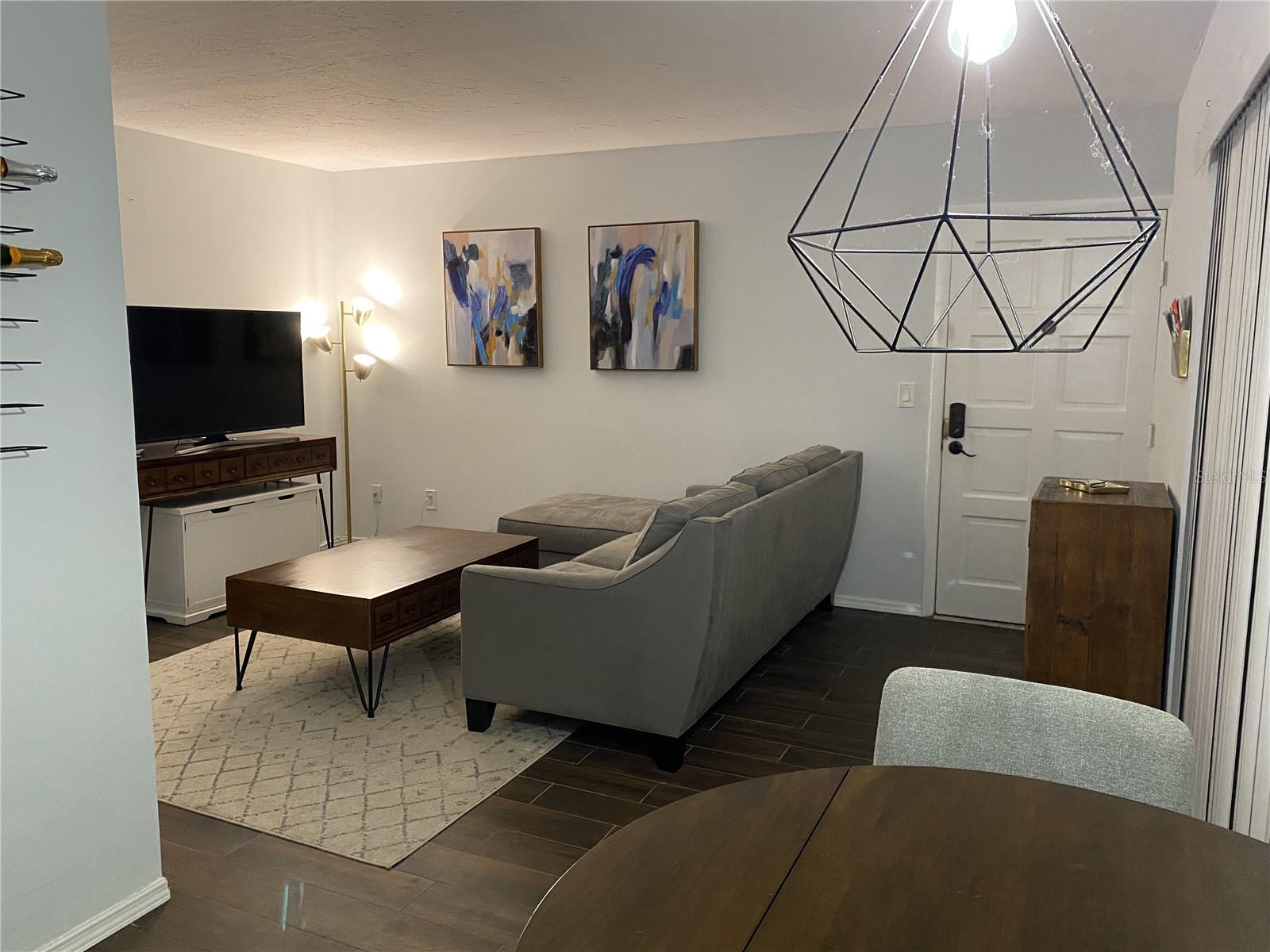 Image 5 of 14 For 4611 North B Street 117