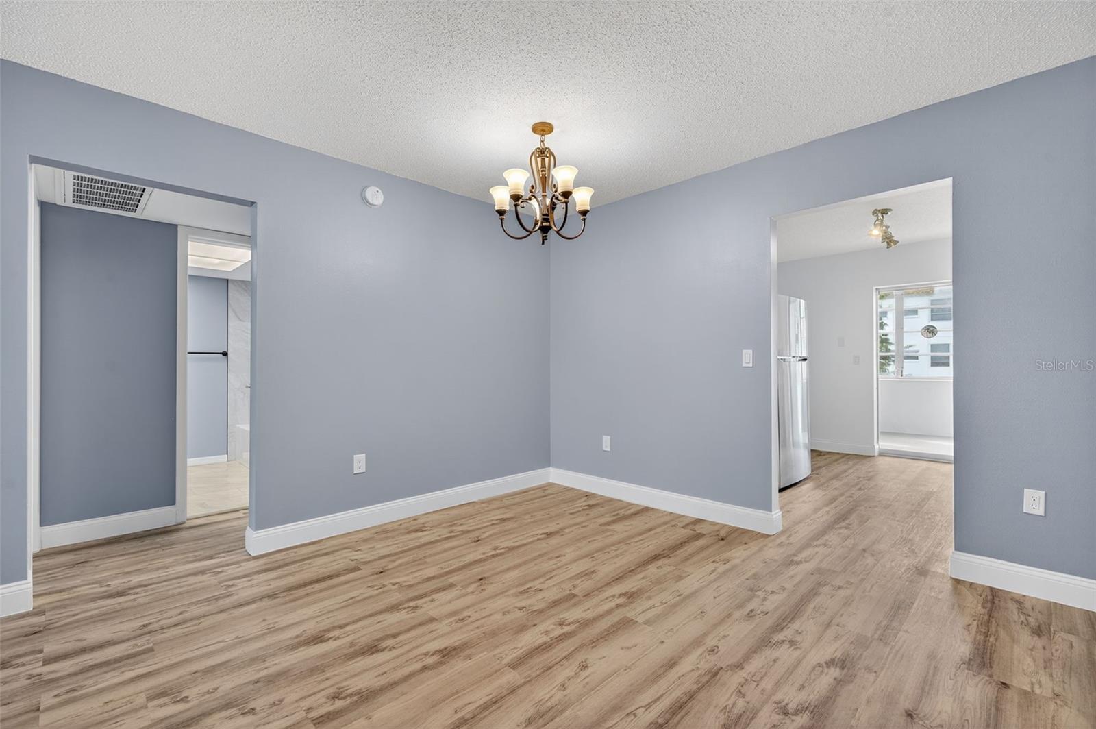 Image 12 of 48 For 5728 14th Avenue N 202b