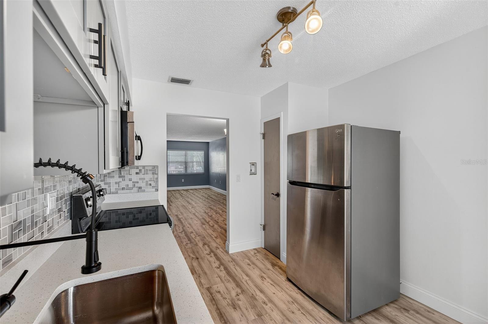 Image 16 of 48 For 5728 14th Avenue N 202b