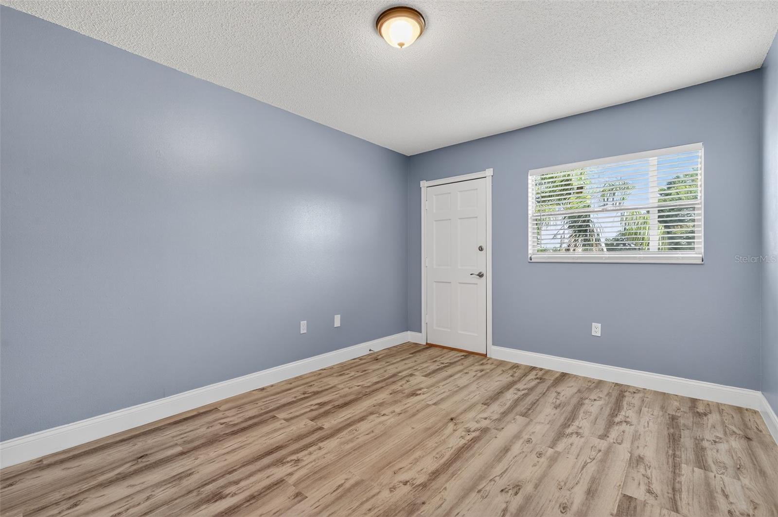 Image 23 of 48 For 5728 14th Avenue N 202b