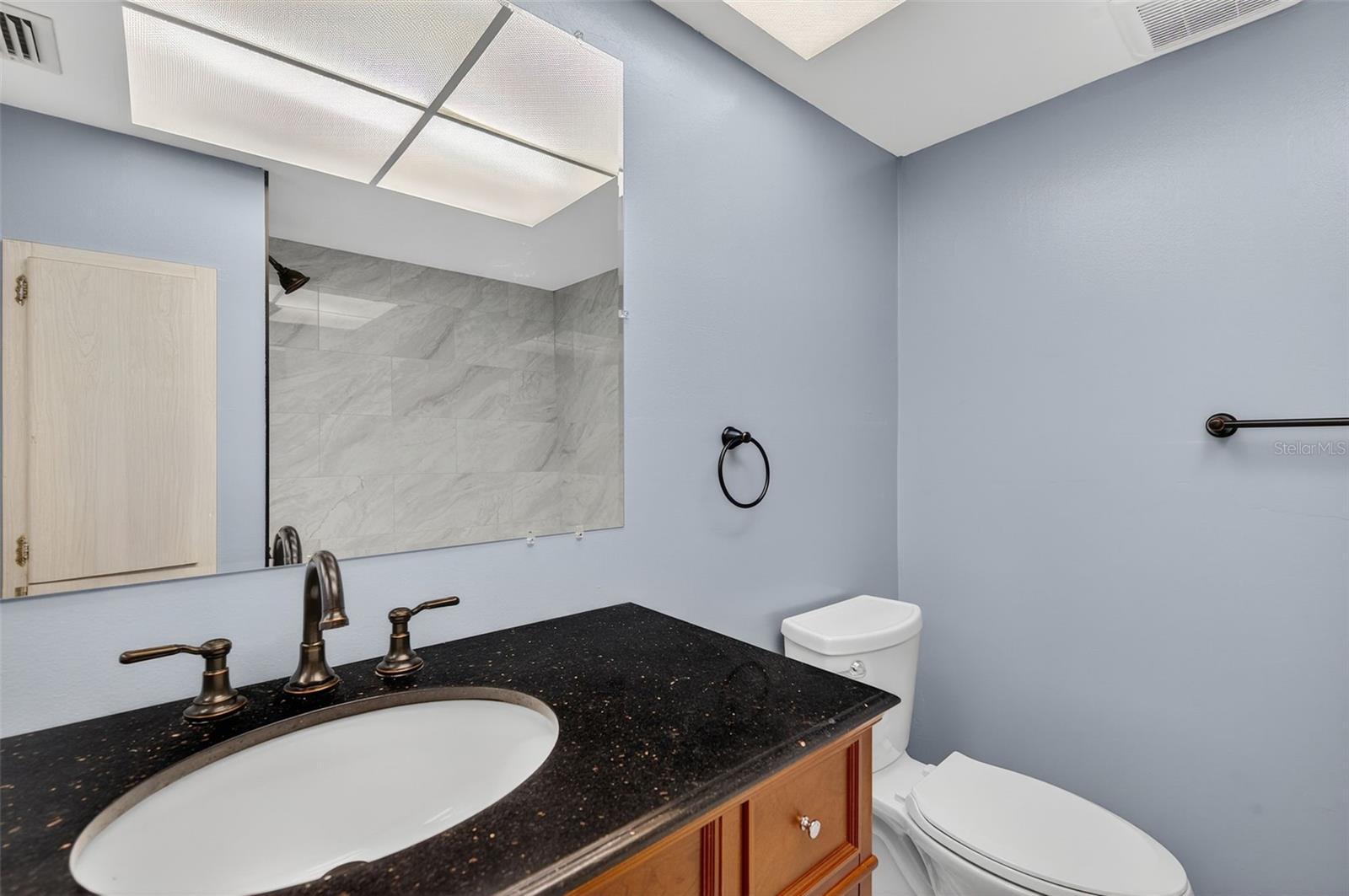 Image 25 of 48 For 5728 14th Avenue N 202b
