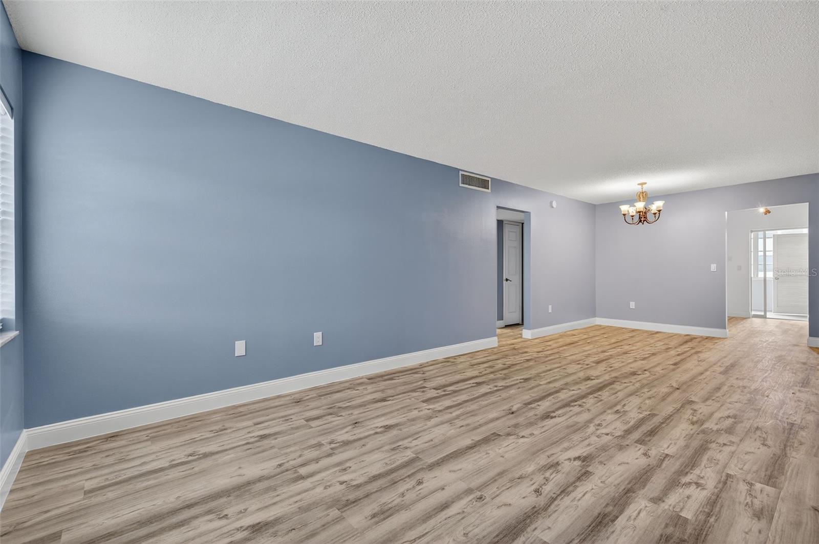 Image 7 of 48 For 5728 14th Avenue N 202b
