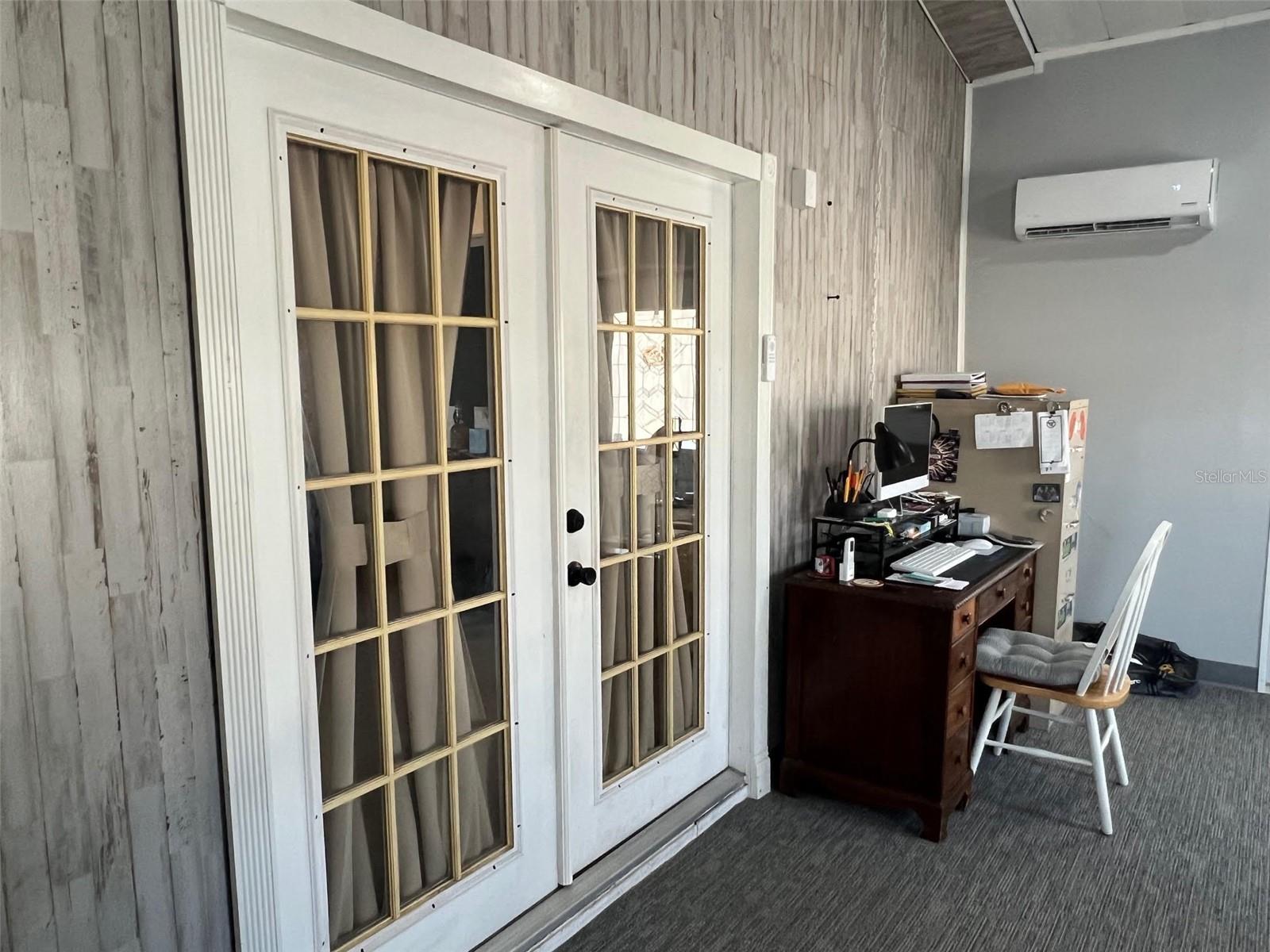 Image 14 of 35 For 1001 Starkey Road 731