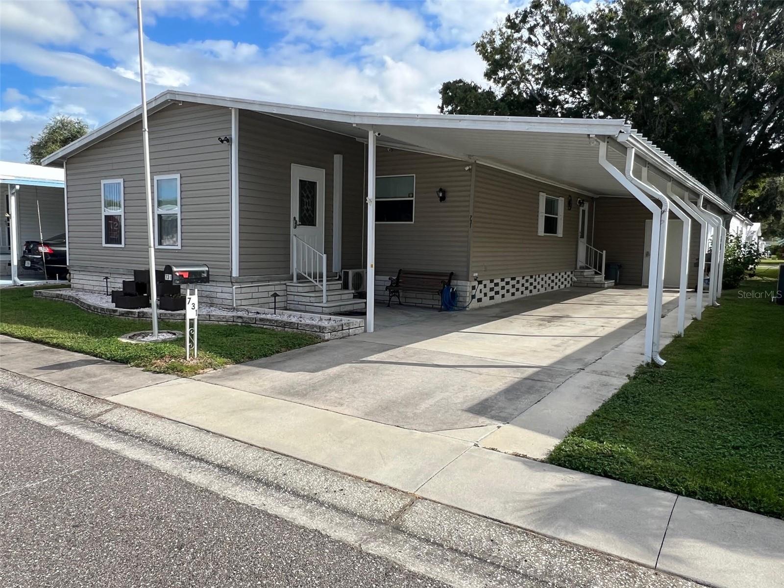 Image 2 of 35 For 1001 Starkey Road 731