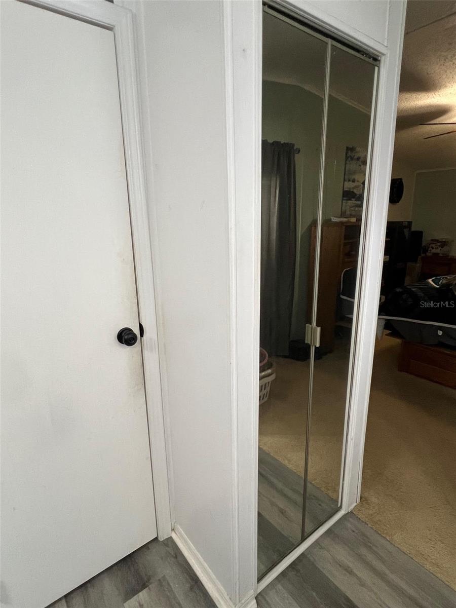 Image 27 of 35 For 1001 Starkey Road 731