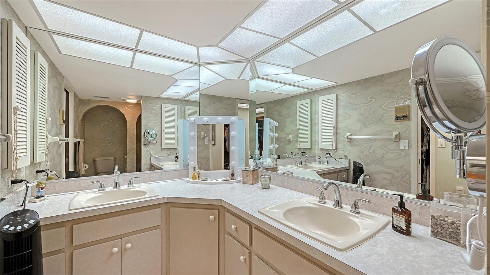 Image 43 of 78 For 5850 Vanderipe Road