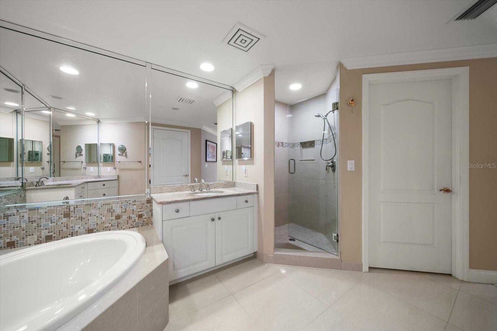 Image 13 of 76 For 1200 Gulf Boulevard 1603