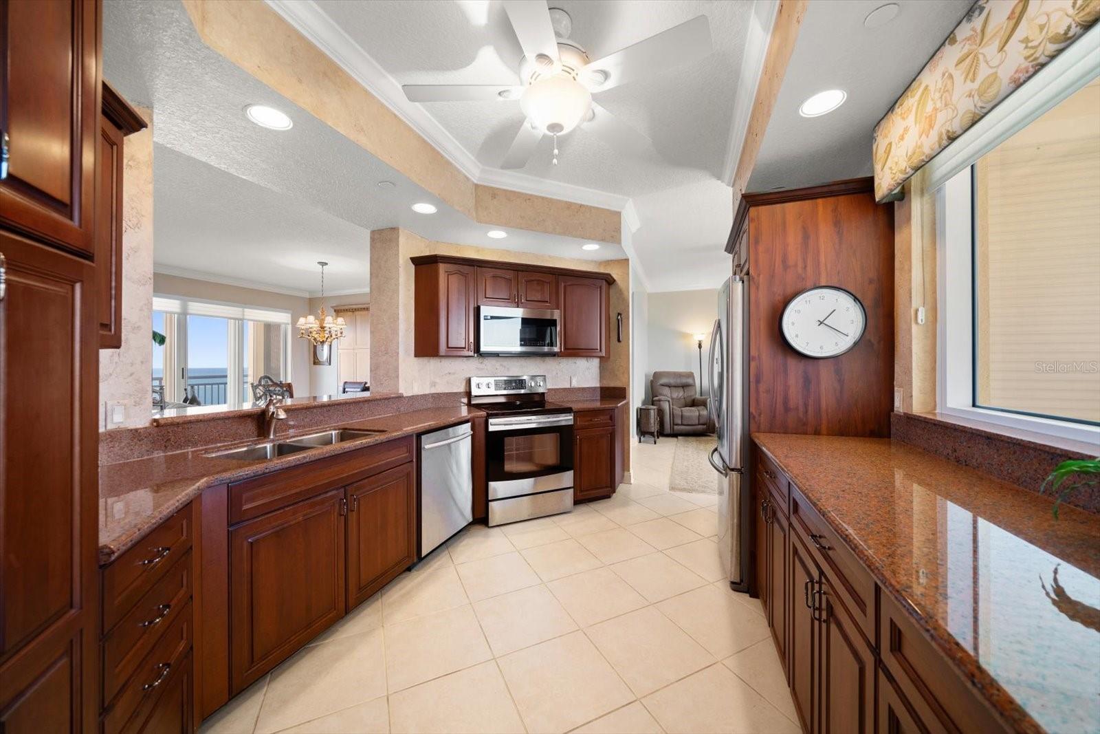 Image 35 of 76 For 1200 Gulf Boulevard 1603