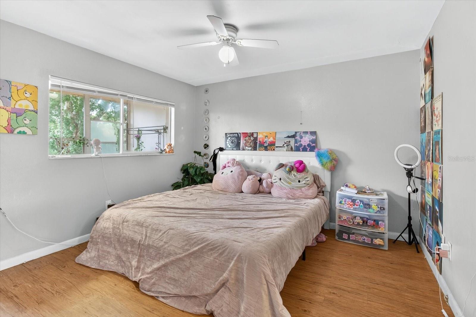Image 39 of 77 For 224 Waverly Way 9