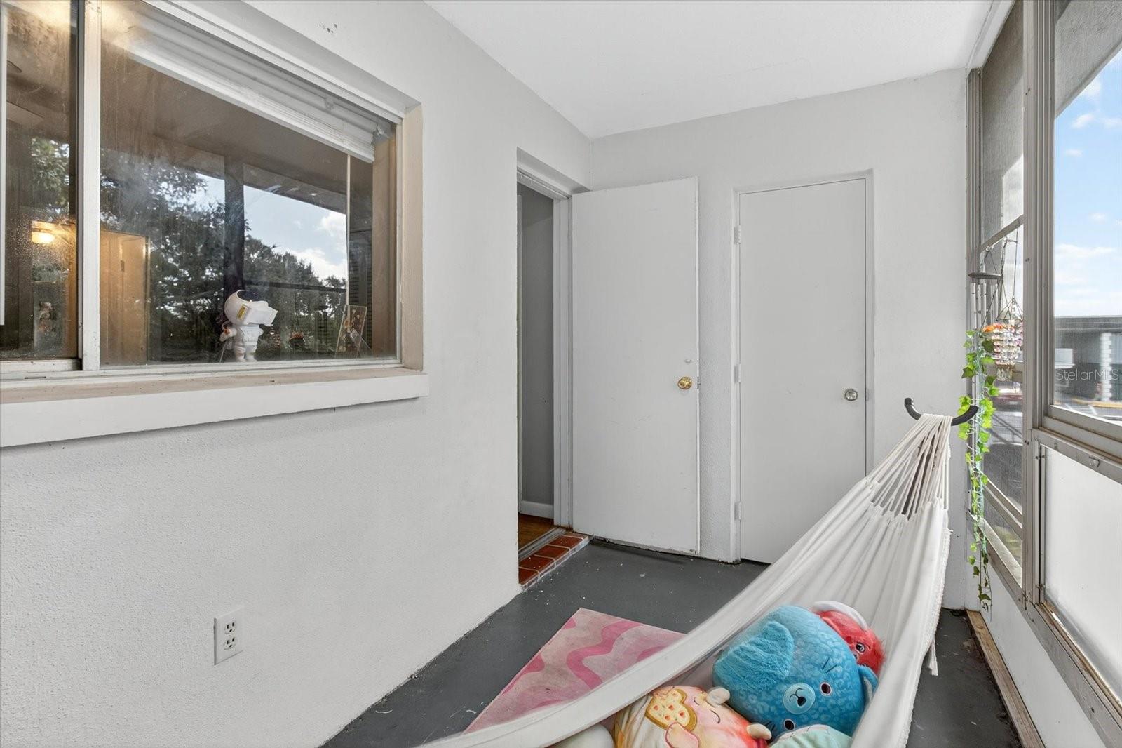 Image 46 of 77 For 224 Waverly Way 9