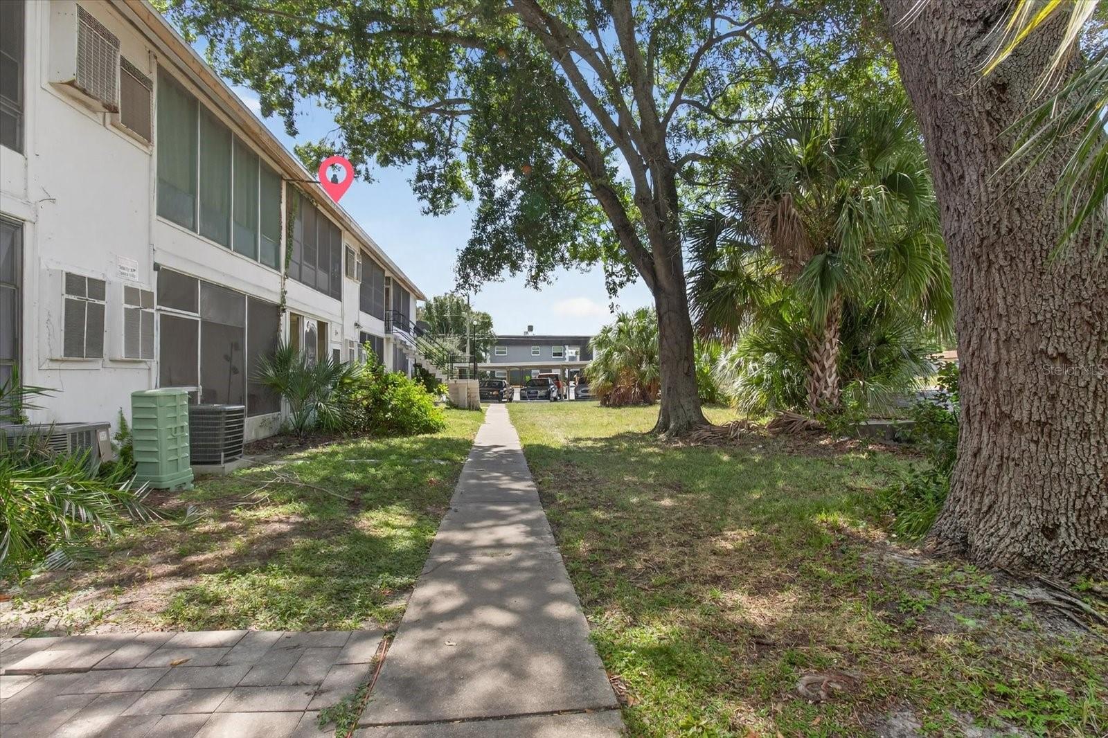 Image 52 of 77 For 224 Waverly Way 9