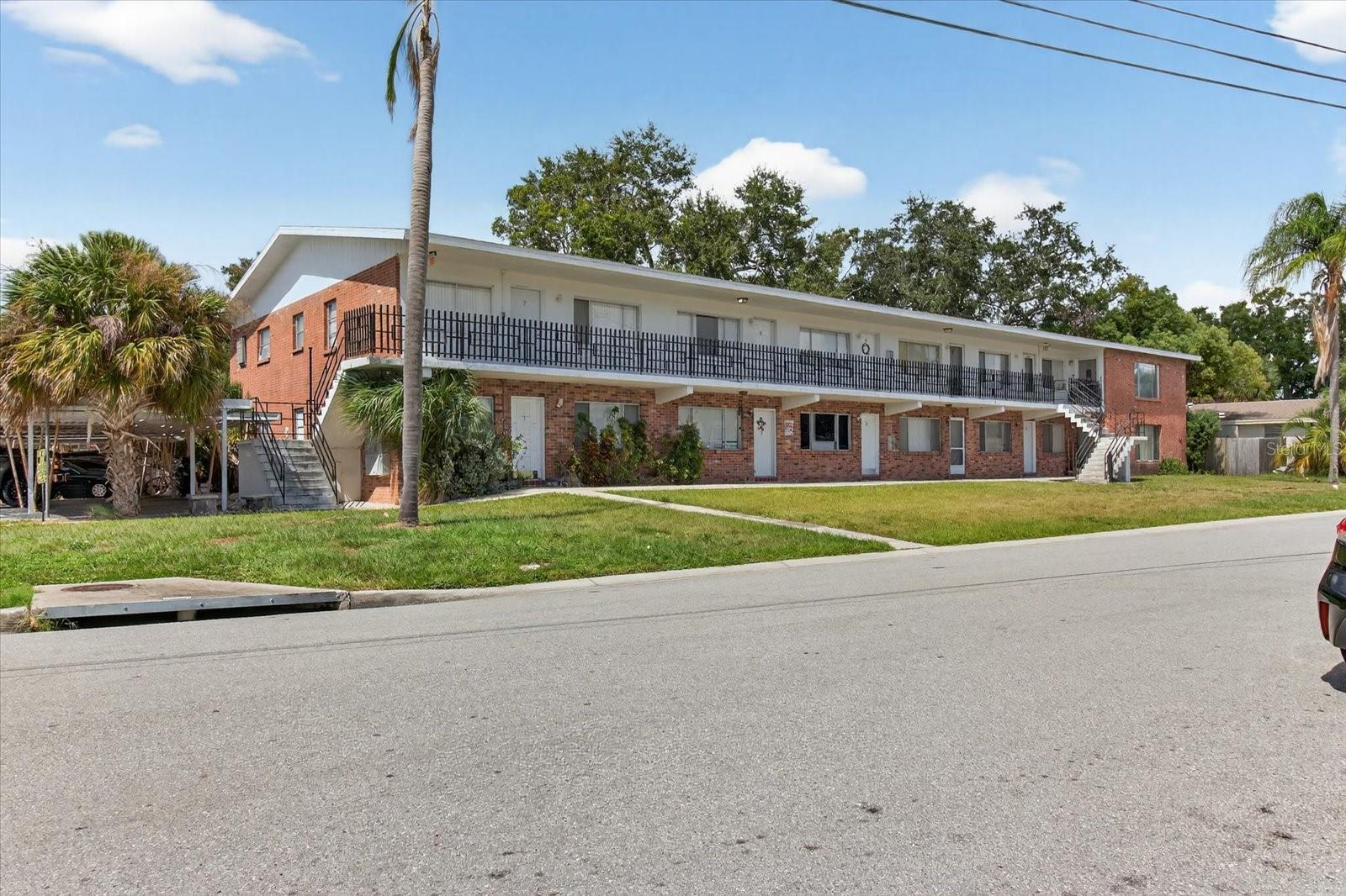 Image 56 of 77 For 224 Waverly Way 9