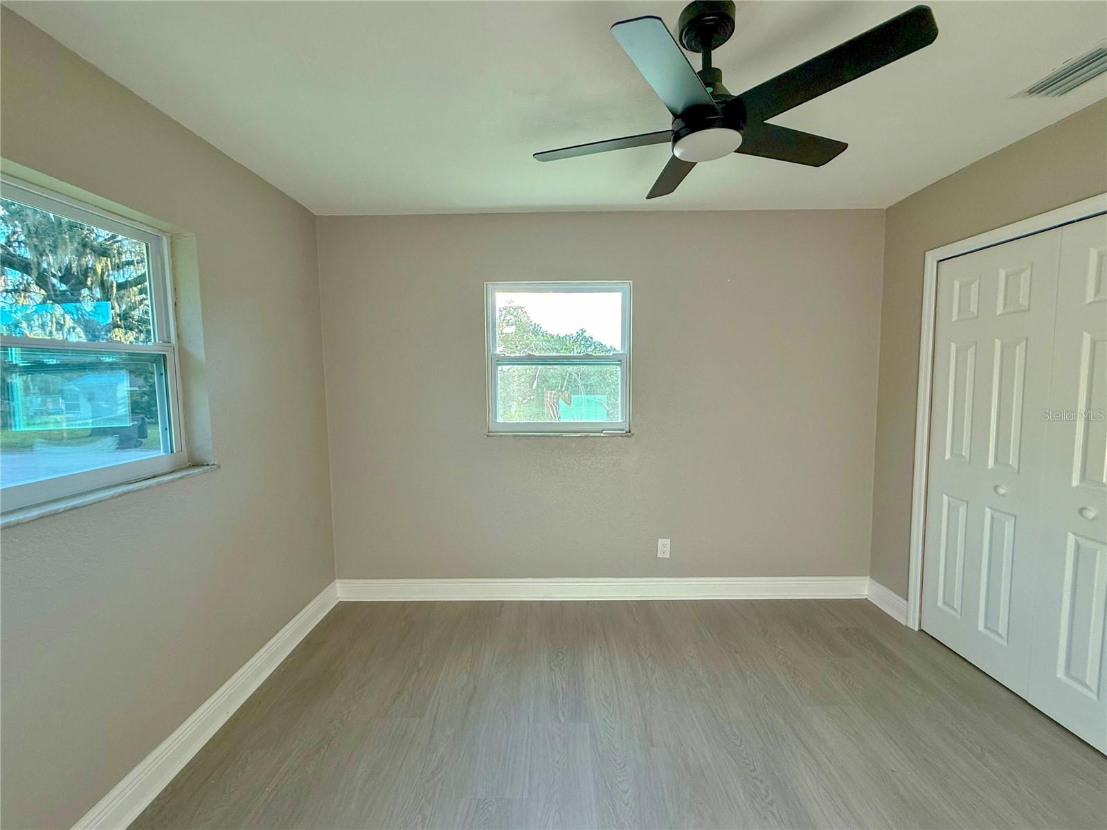 Image 8 of 24 For 3229 North Avenue
