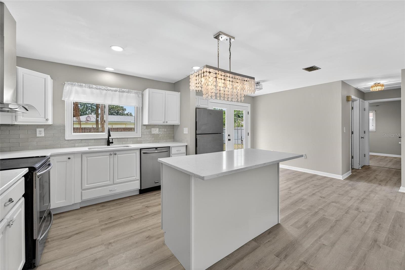 Image 8 of 46 For 2127 Scotland Drive