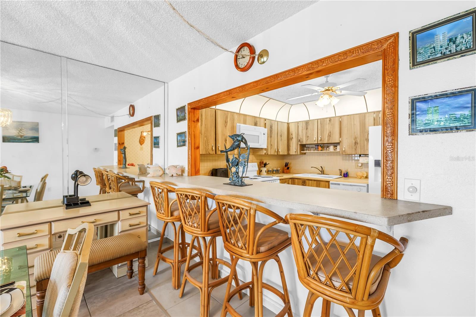 Image 9 of 29 For 7700 Sun Island Drive S 402