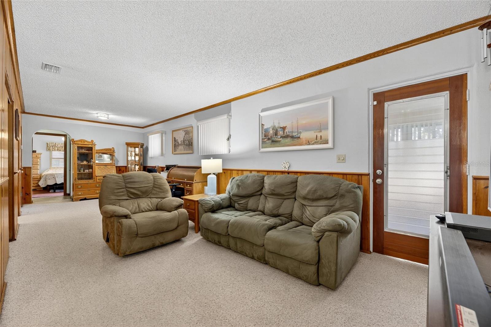 Image 17 of 49 For 349 69th Street N