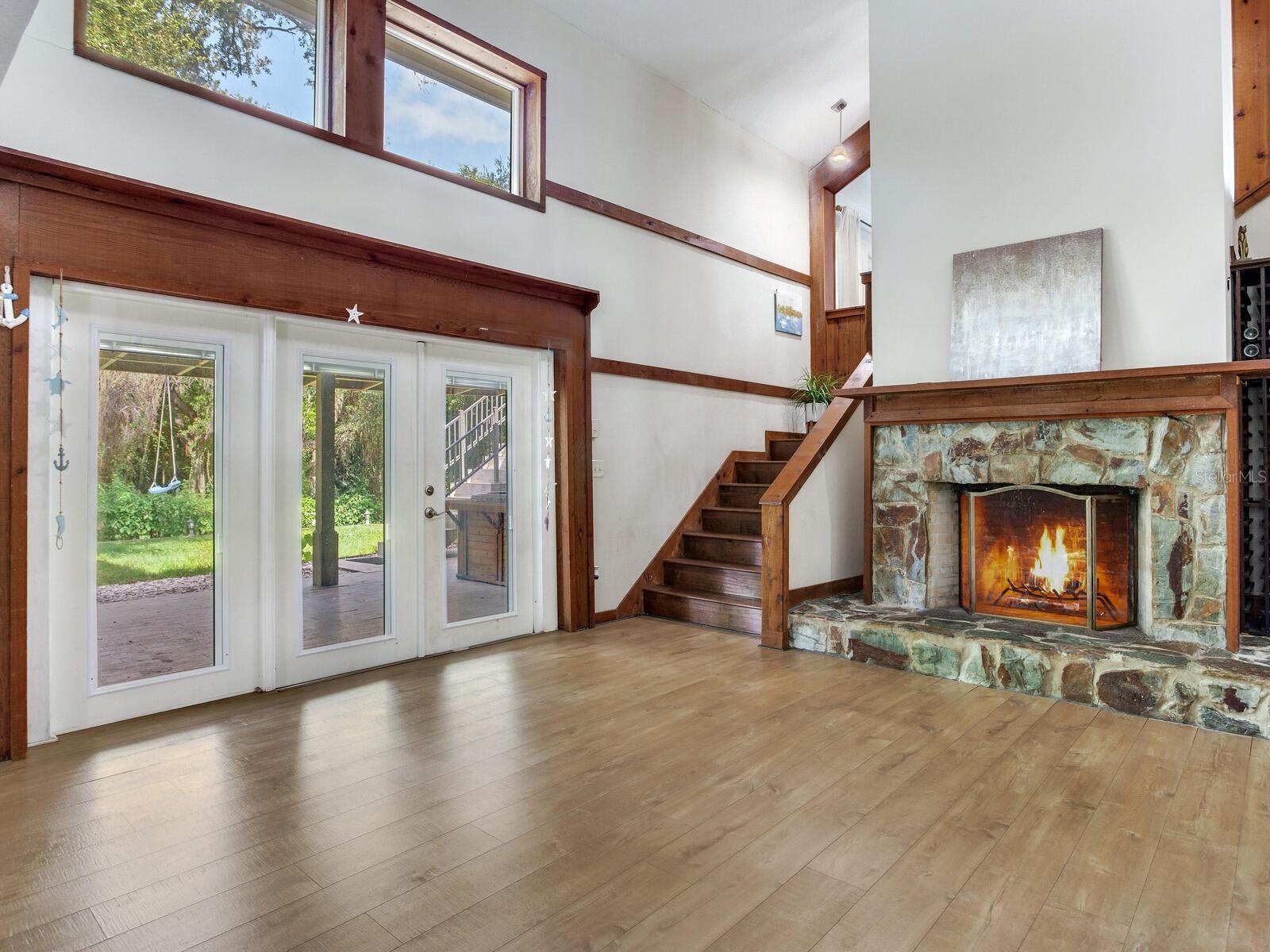 Image 19 of 49 For 70 Bay Woods Drive