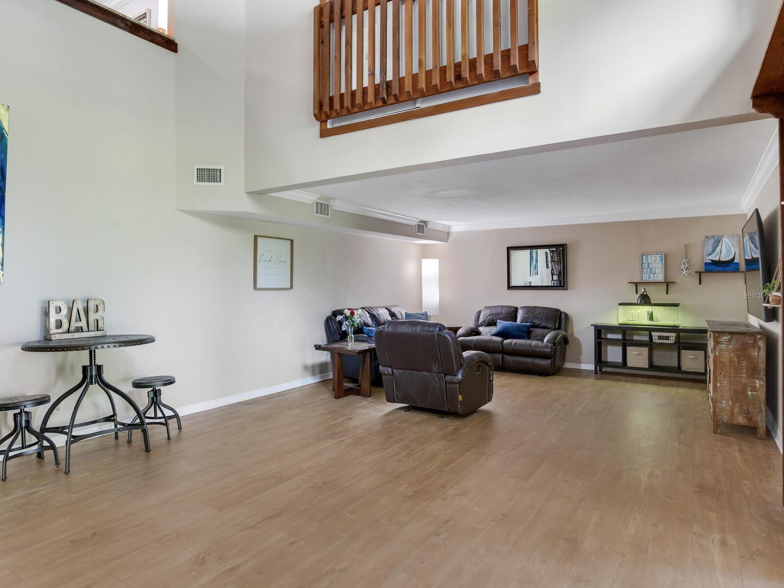 Image 21 of 49 For 70 Bay Woods Drive