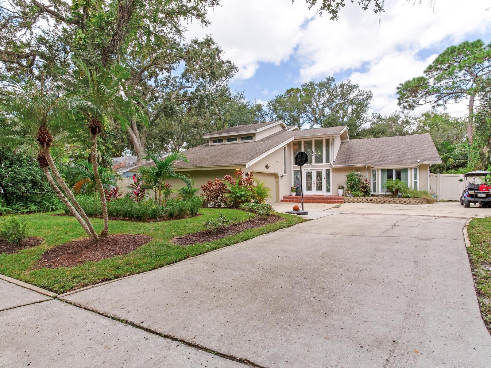 Image 3 of 49 For 70 Bay Woods Drive
