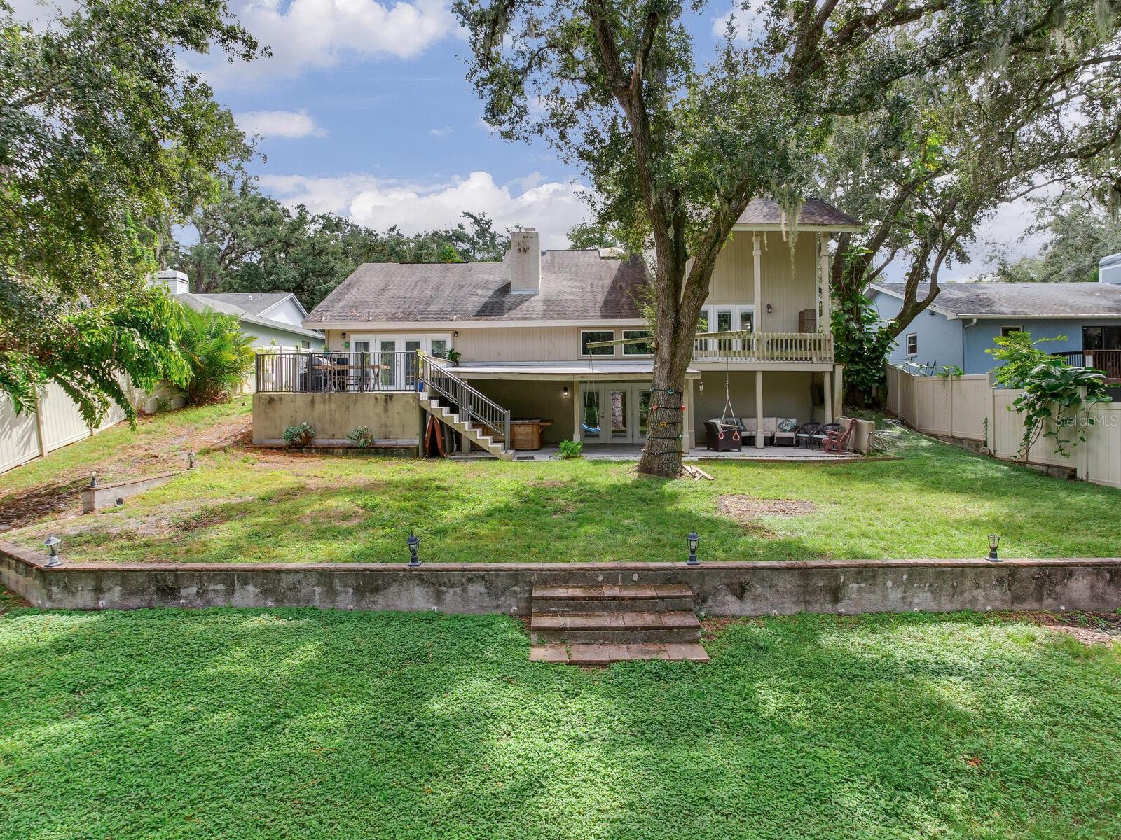Image 46 of 49 For 70 Bay Woods Drive