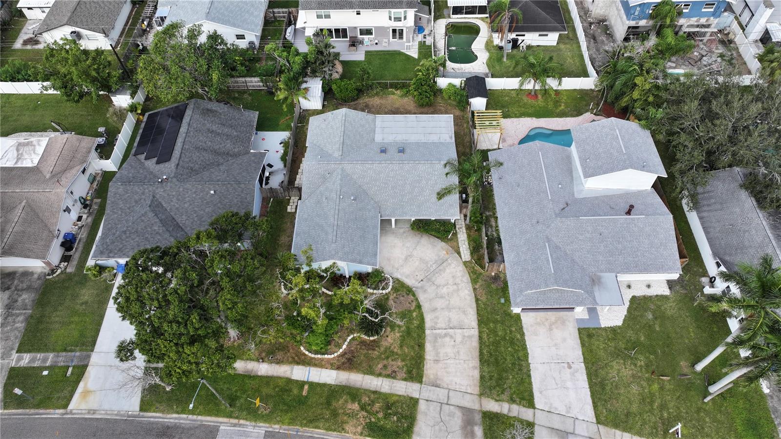 Image 32 of 42 For 5630 Venetian Boulevard Ne