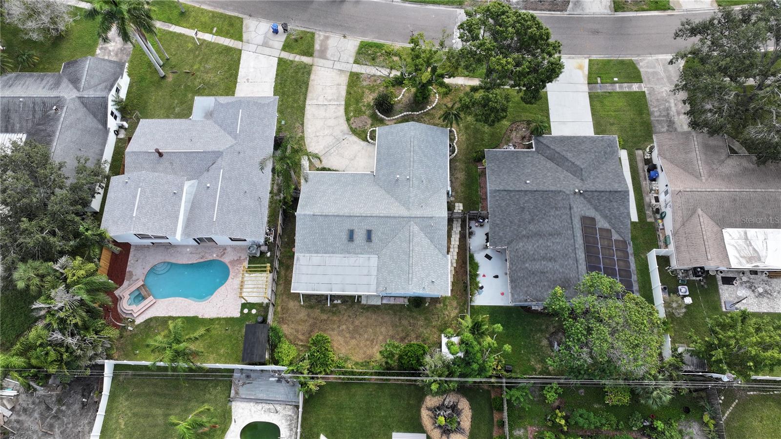 Image 34 of 42 For 5630 Venetian Boulevard Ne