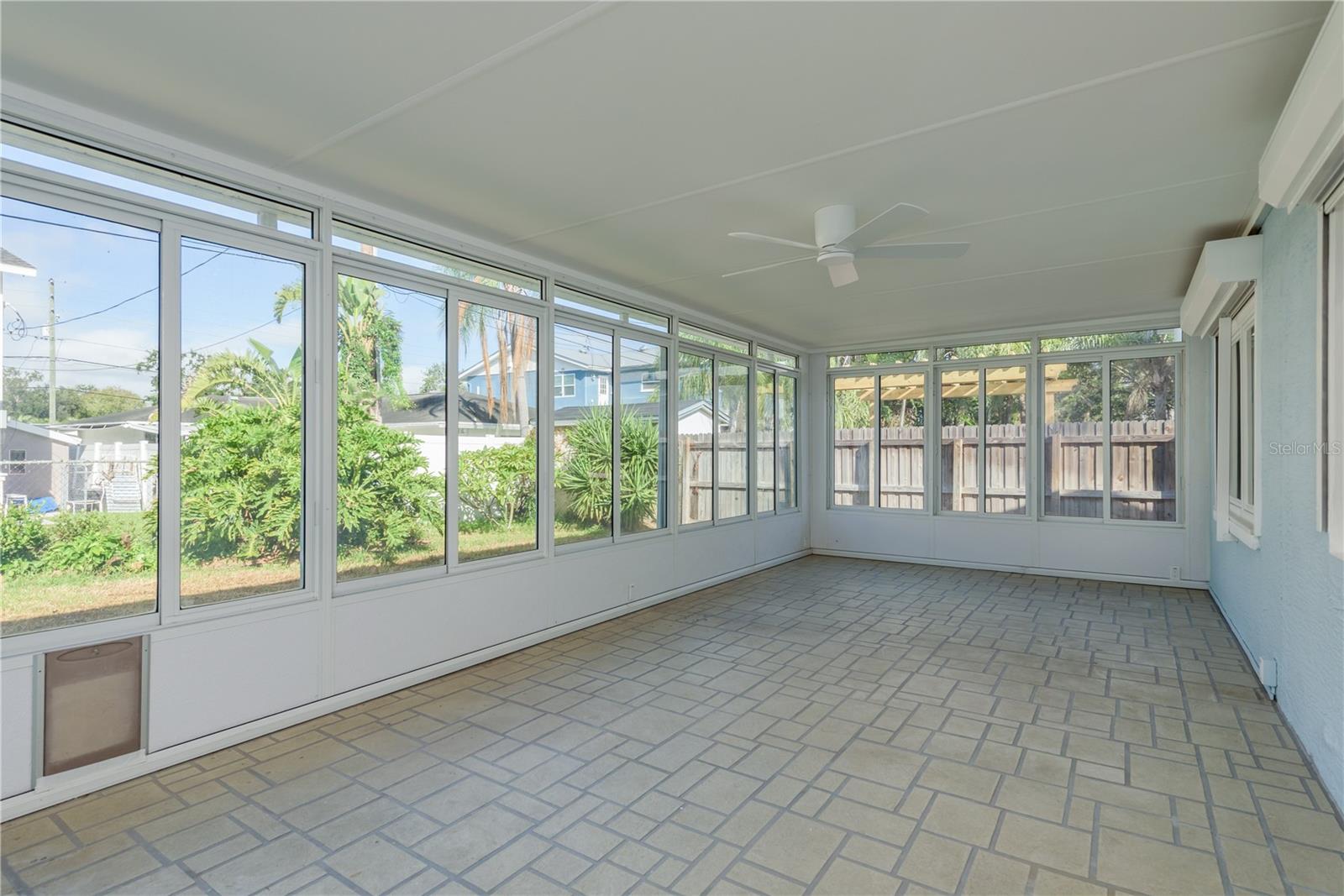 Image 6 of 42 For 5630 Venetian Boulevard Ne