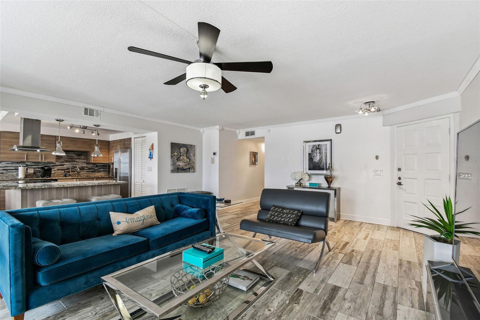 Image 11 of 76 For 5000 Gulf Boulevard 303