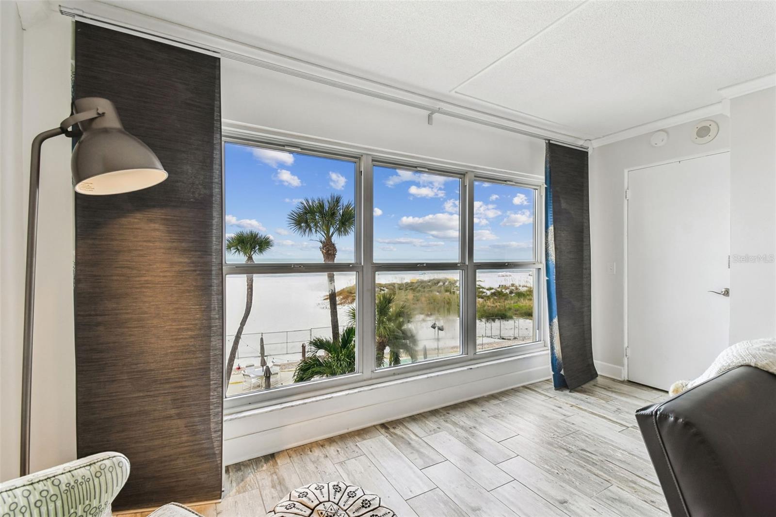 Image 13 of 76 For 5000 Gulf Boulevard 303