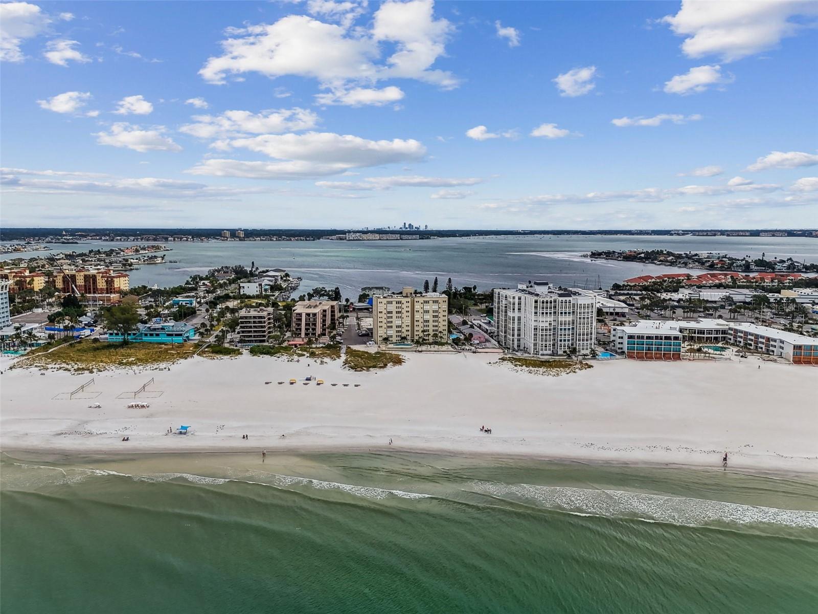 Image 58 of 76 For 5000 Gulf Boulevard 303