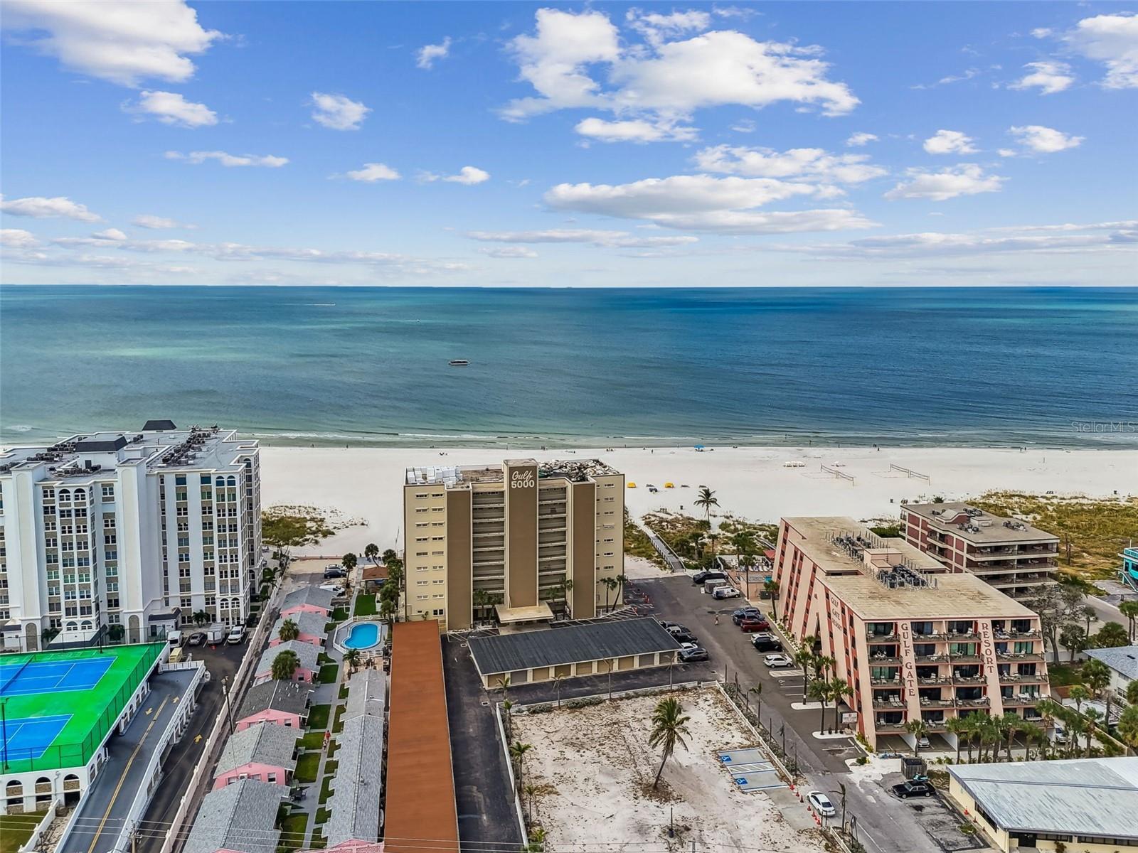 Image 68 of 76 For 5000 Gulf Boulevard 303